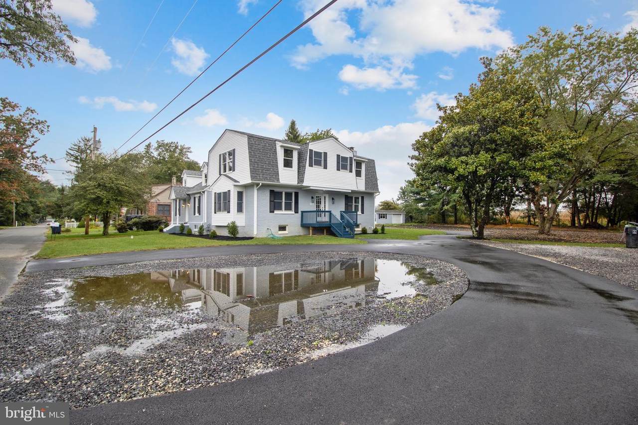 1040 Sykesville Road - Photo 1