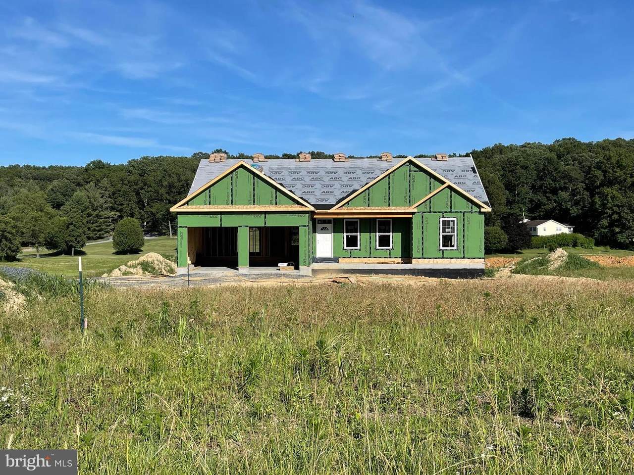 89 Hillcrest Road - Photo 1
