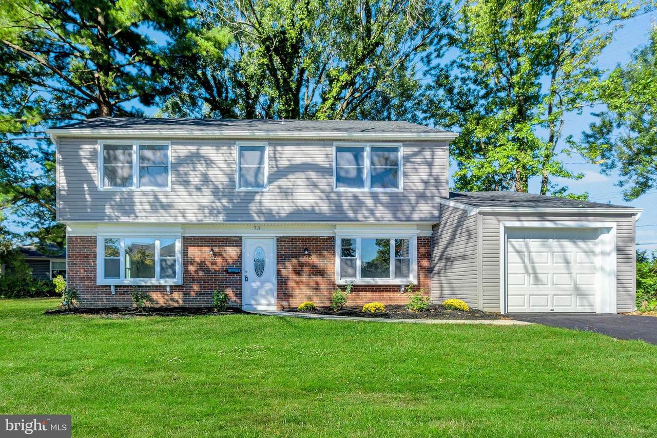 73 Manor Lane - Photo 1