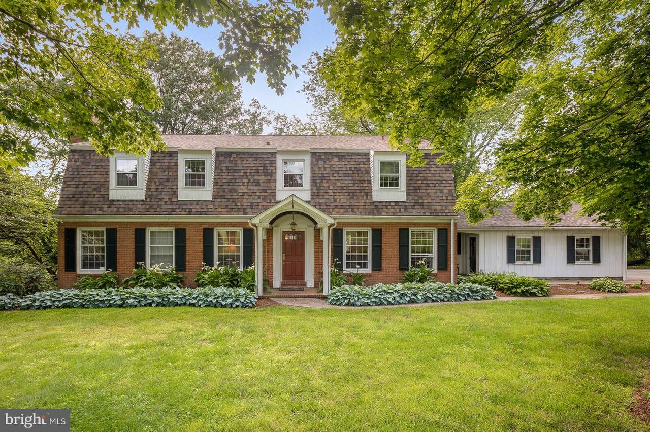 12 Guyencourt Road - Photo 1