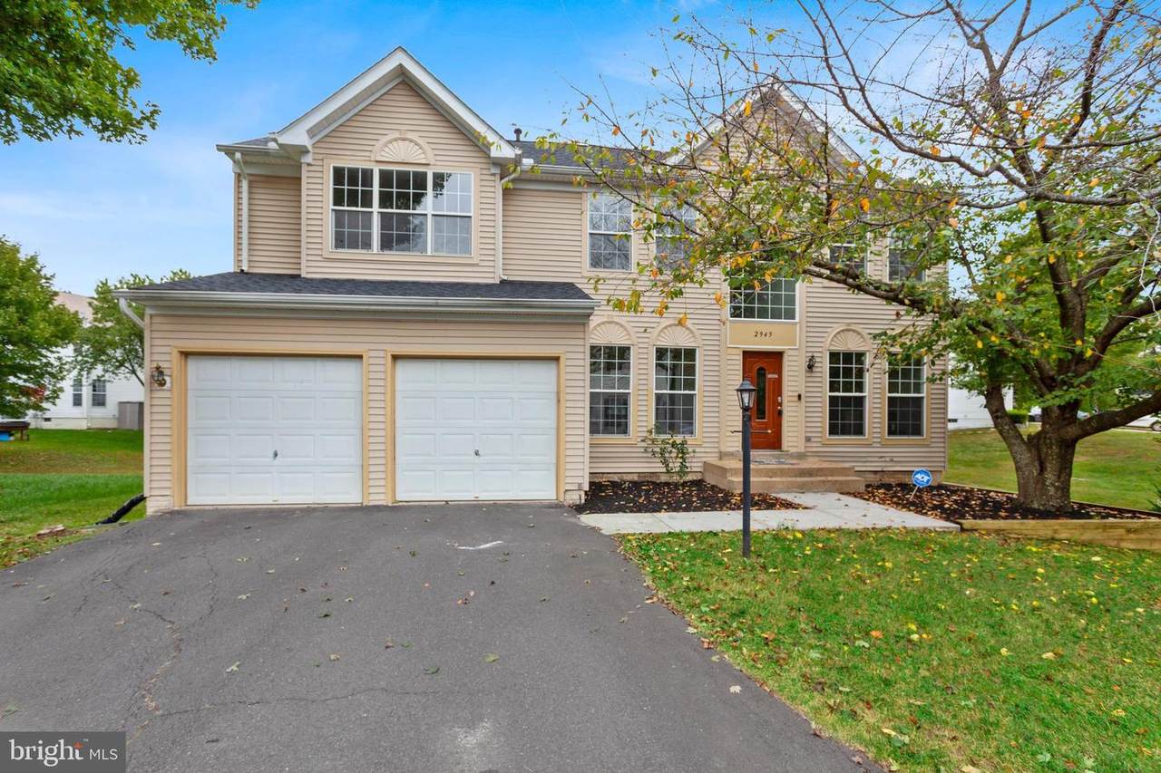 2945 Hickory Creek Court - Photo 1