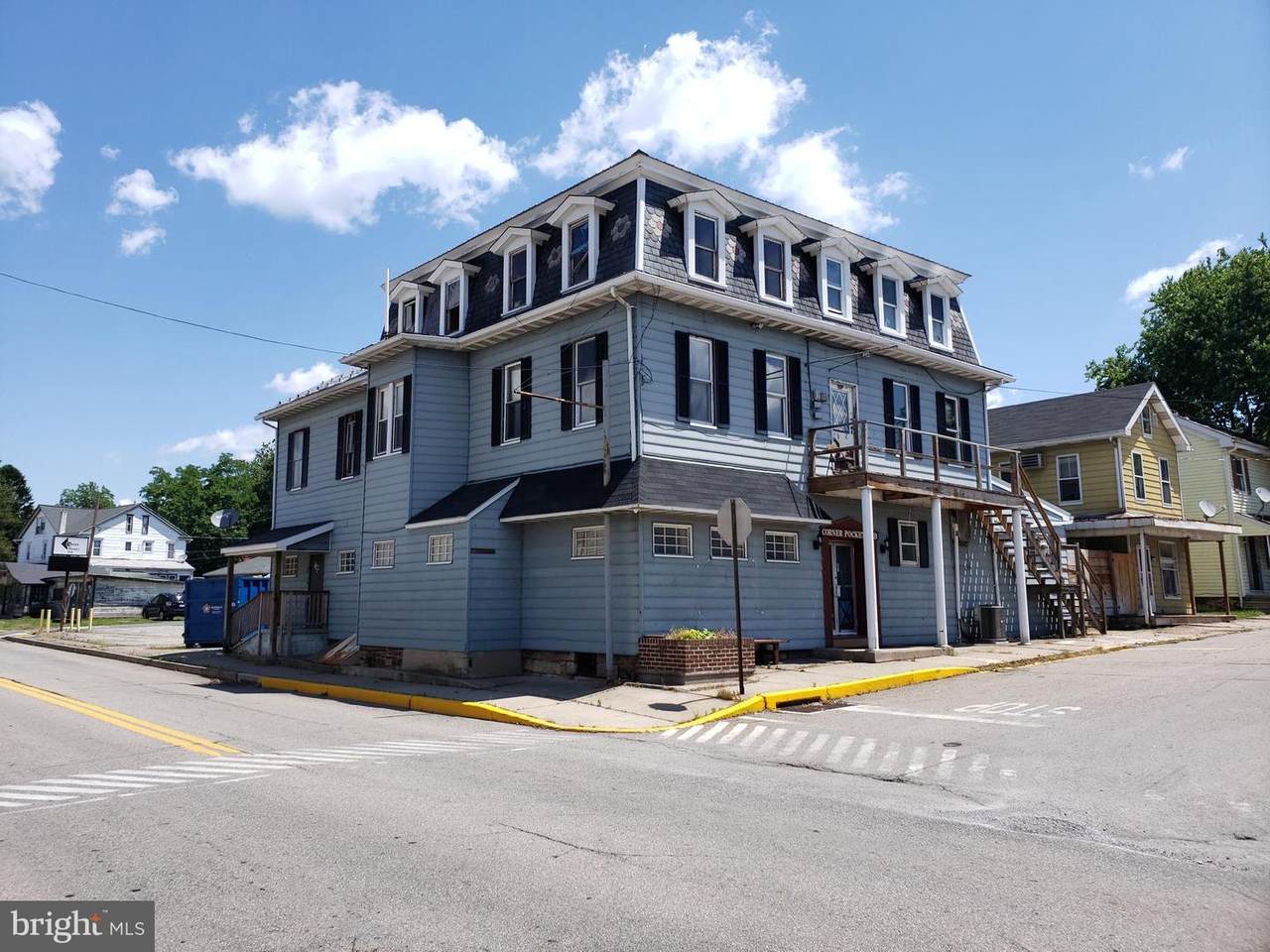 200 Armstrong Street - Photo 1