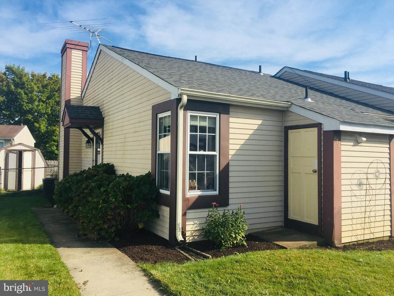 812 Chadwick Circle - Photo 1