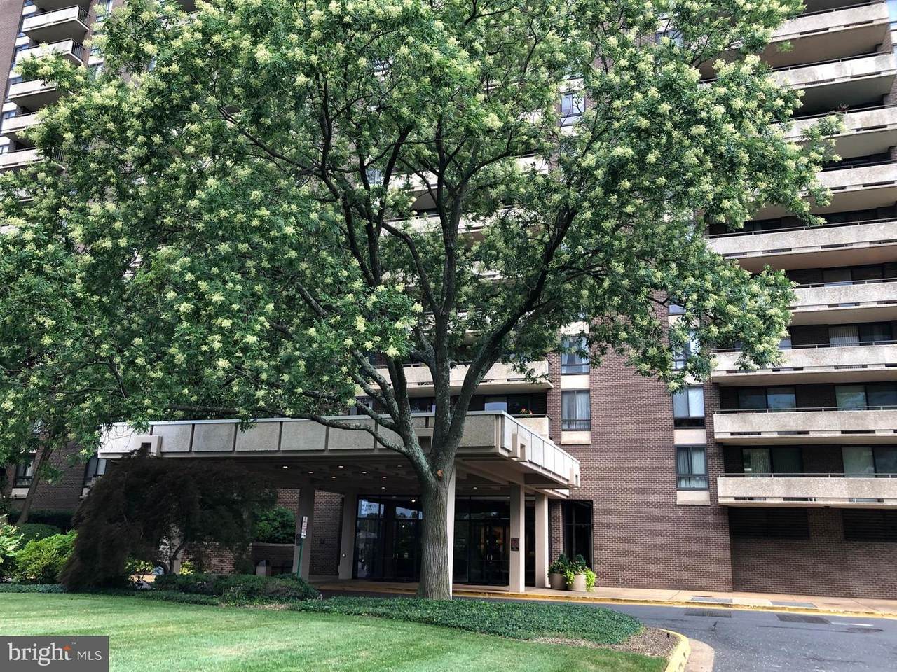 1800 Old Meadow Road - Photo 1