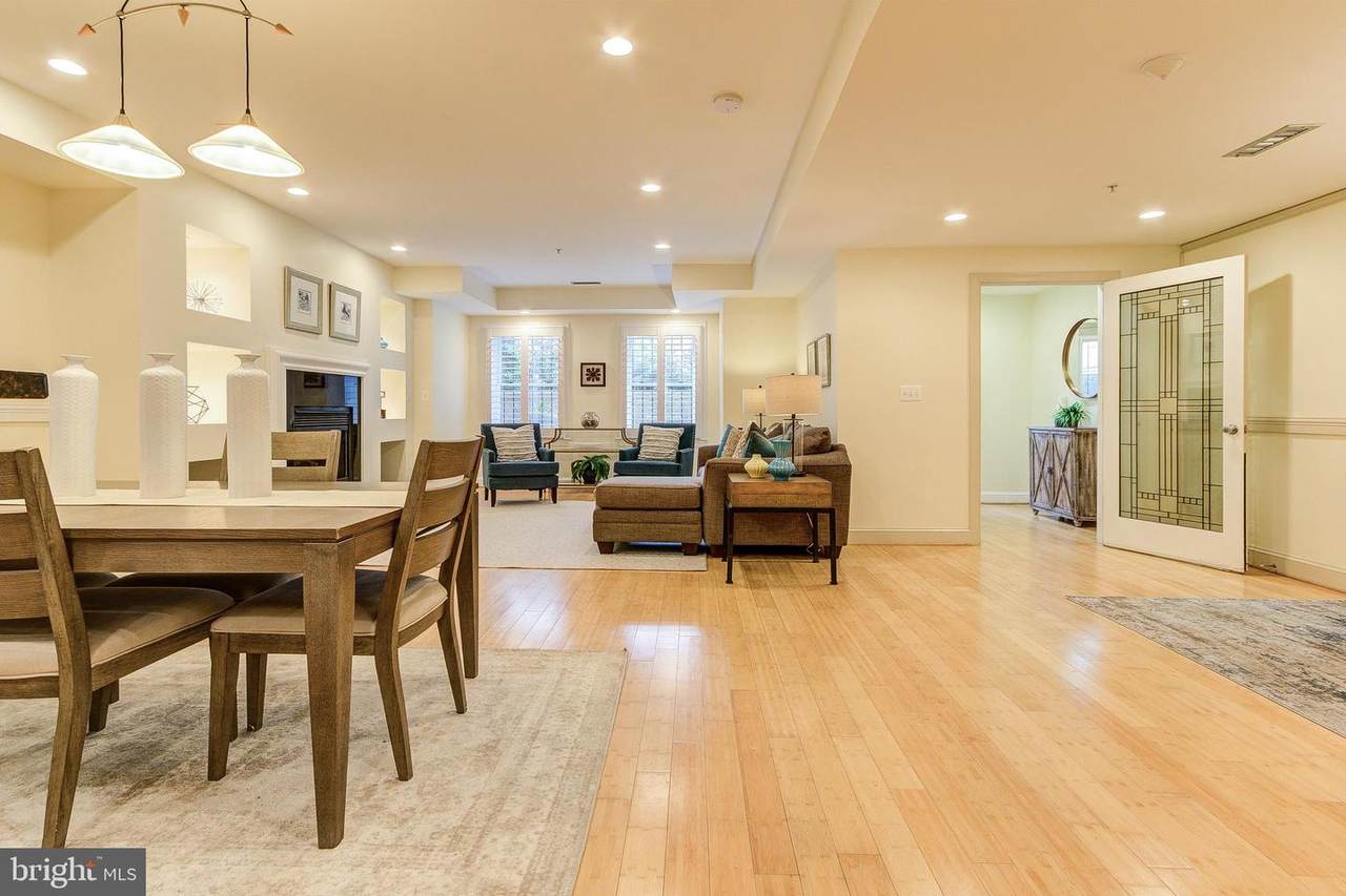 1913 12TH Street - Photo 1