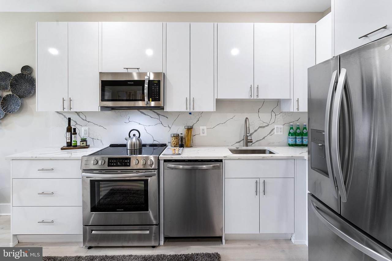 1638 K Street - Photo 1