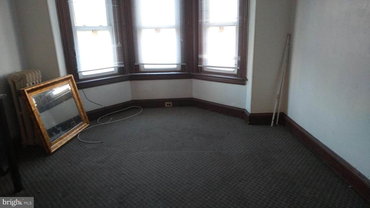 1116 Airy Street - Photo 1