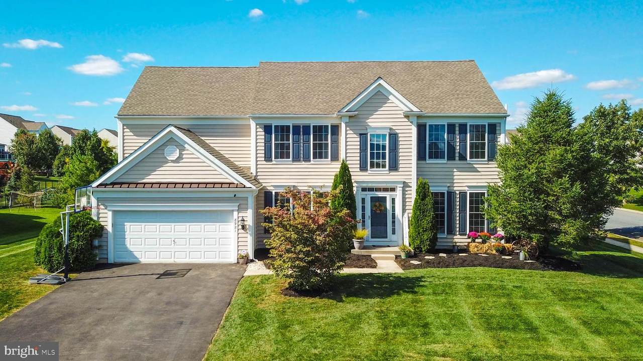 8921 Ash Lane - Photo 1