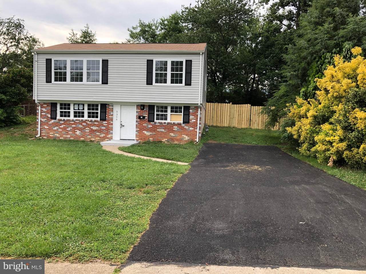 3308 Beaumont Road - Photo 1
