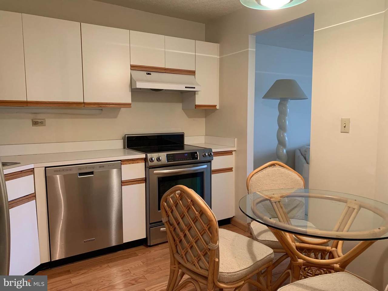233 6TH Street - Photo 1