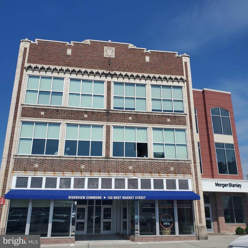 150 West Market St - Photo 1