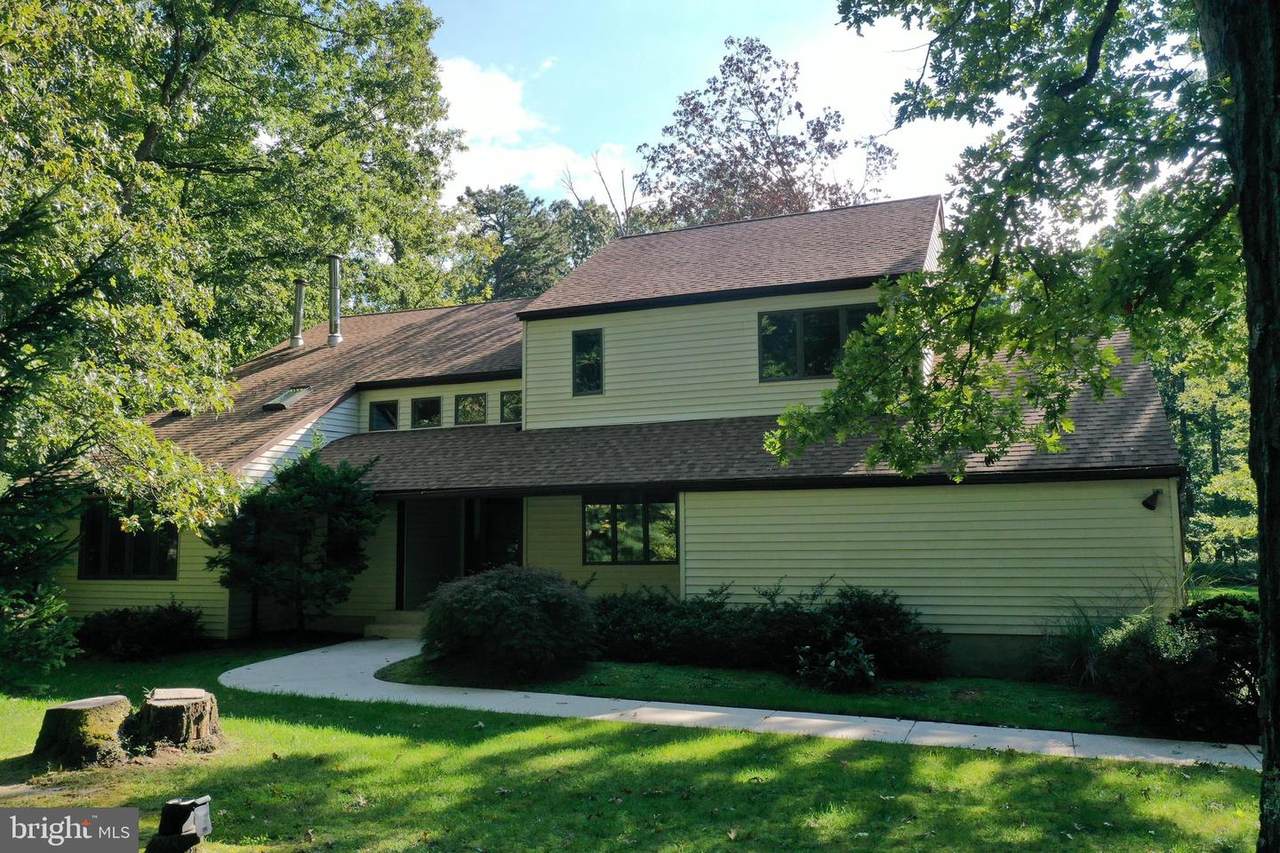 882 Whitehall Road - Photo 1