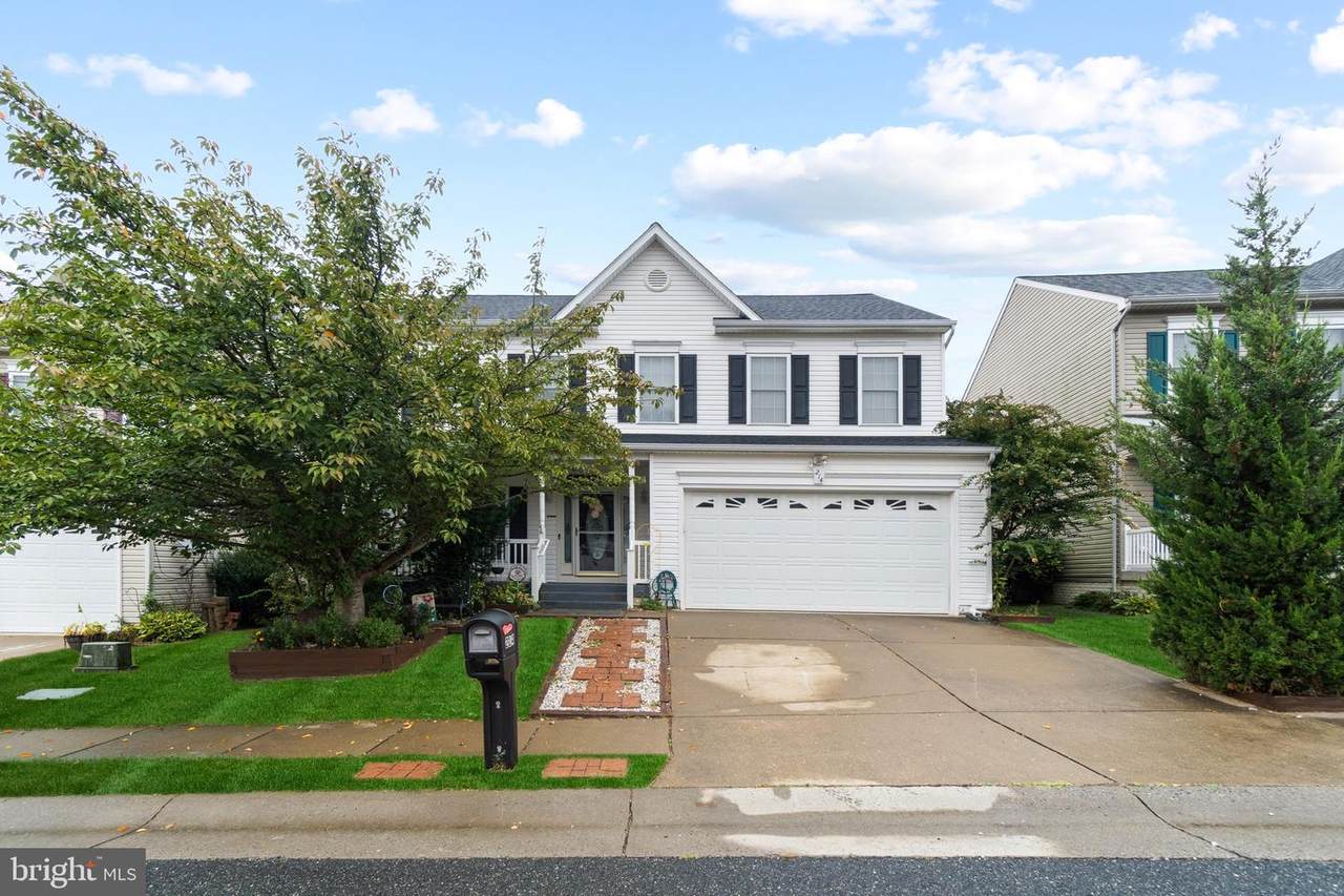 214 Olympic Drive - Photo 1