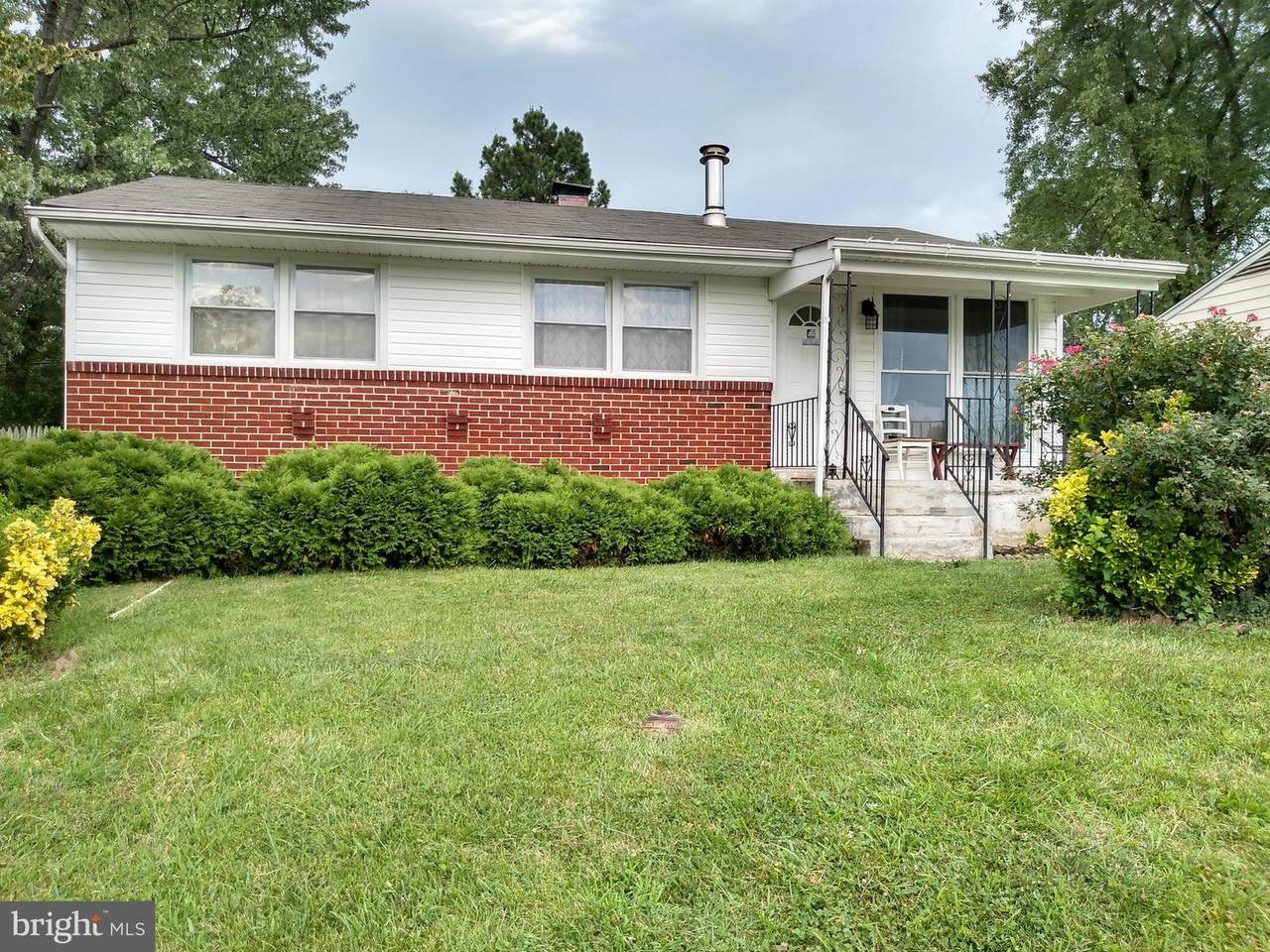 3117 Gartside - Photo 1