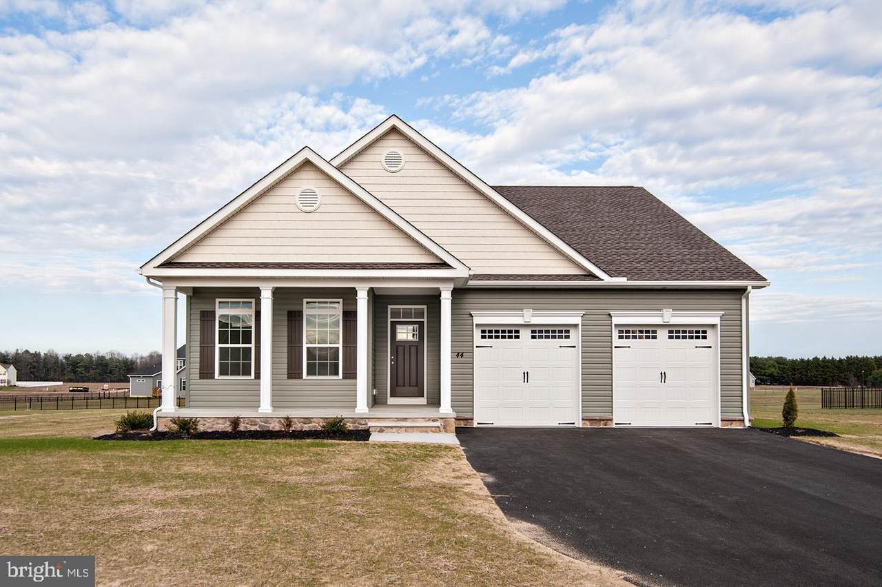 328 Nightingale Drive - Photo 1
