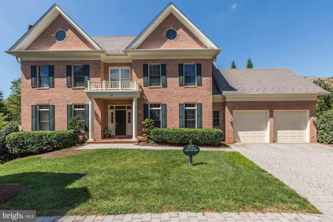 28 Sandalfoot Court - Photo 1