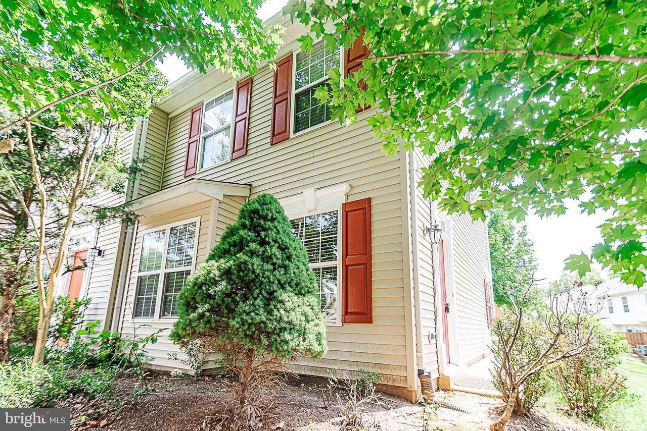 47385 Middle Bluff Place - Photo 1