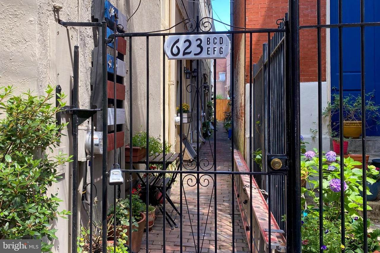 623 American Street - Photo 1