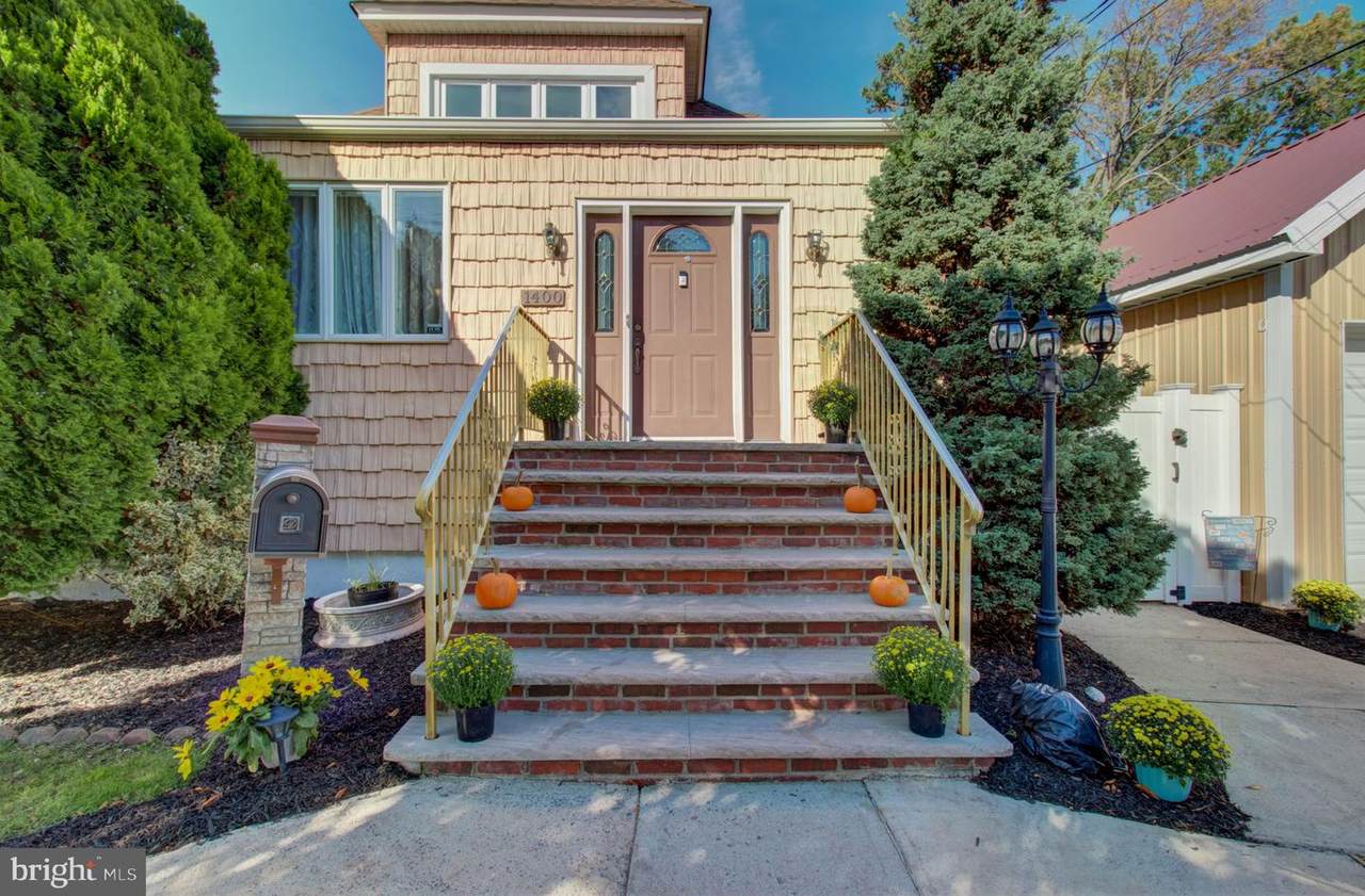 1400 Roosevelt Avenue - Photo 1