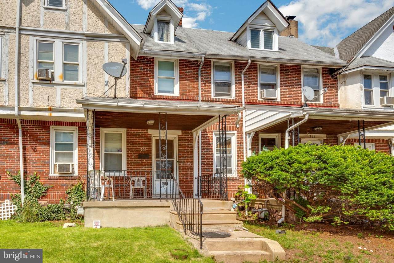 209 Nassau Place - Photo 1