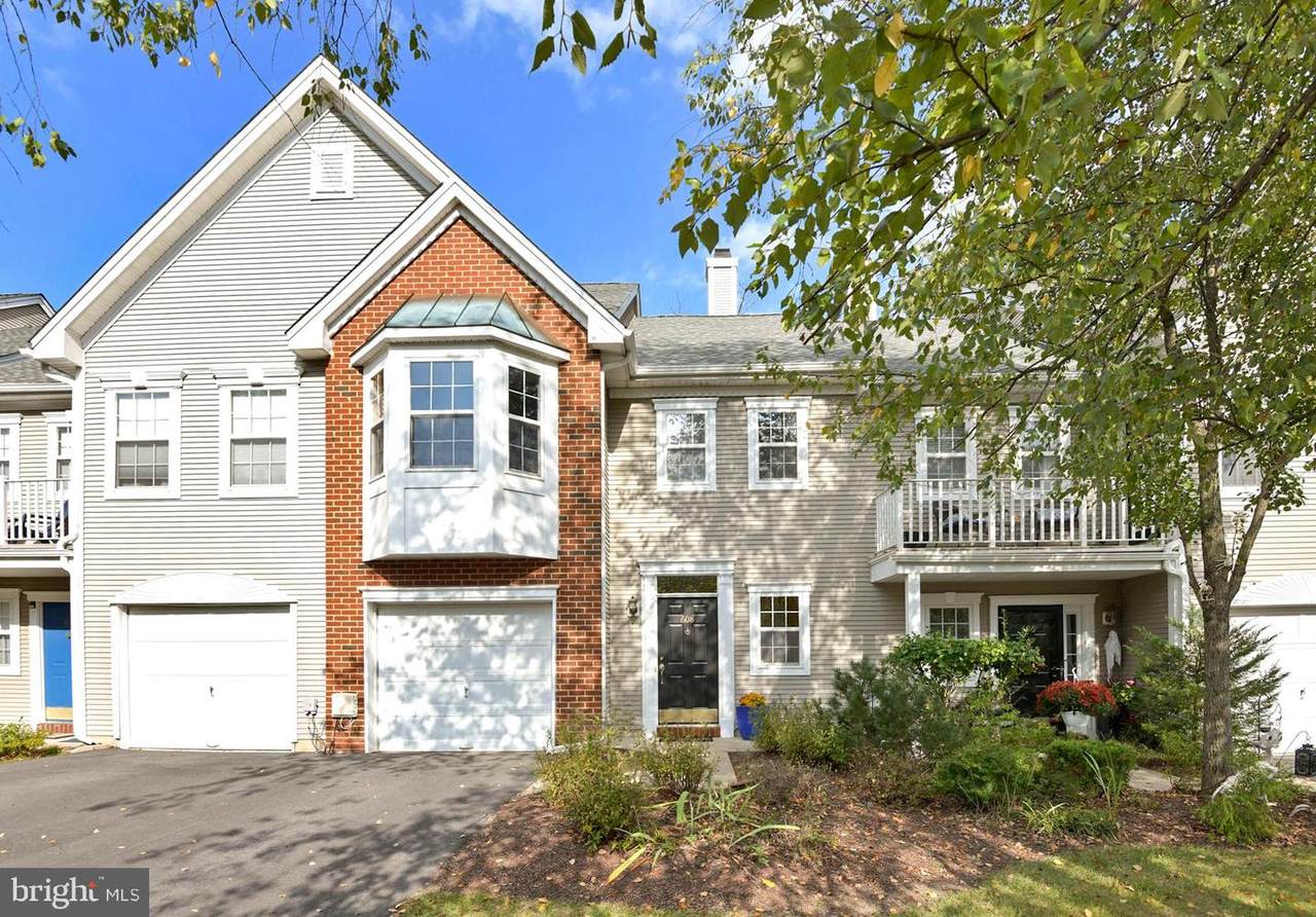 608 Bollen Court - Photo 1