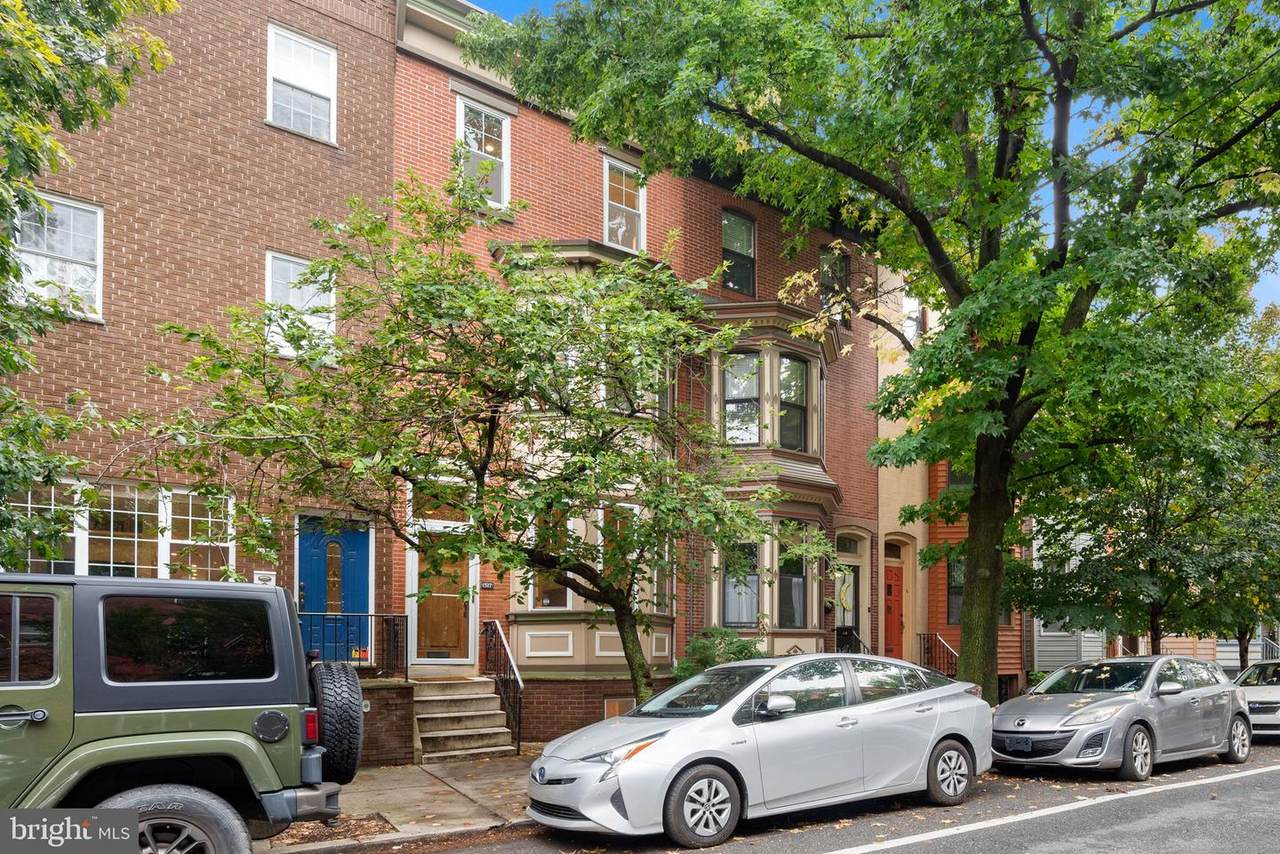 1527 13TH Street - Photo 1