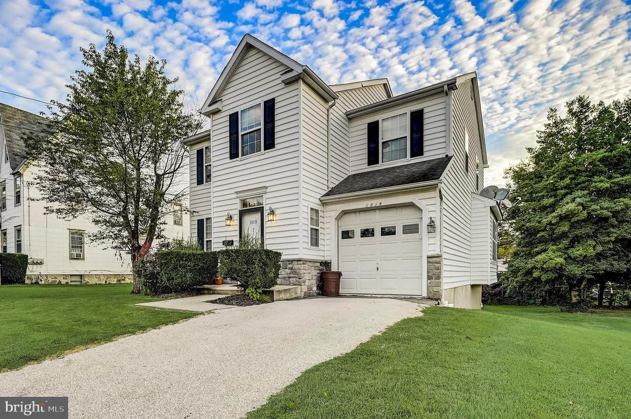 1019 Lafayette - Photo 1