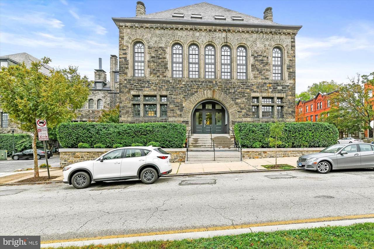 1714 Park Avenue - Photo 1