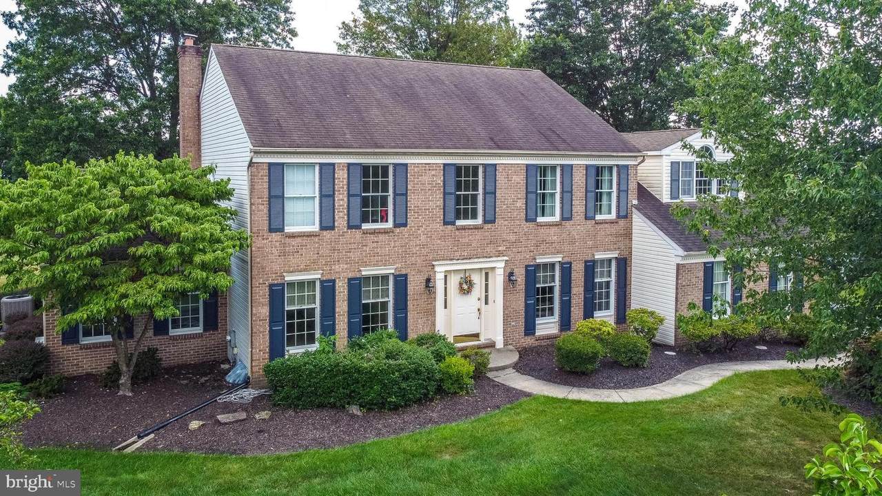 107 Sparks Circle - Photo 1