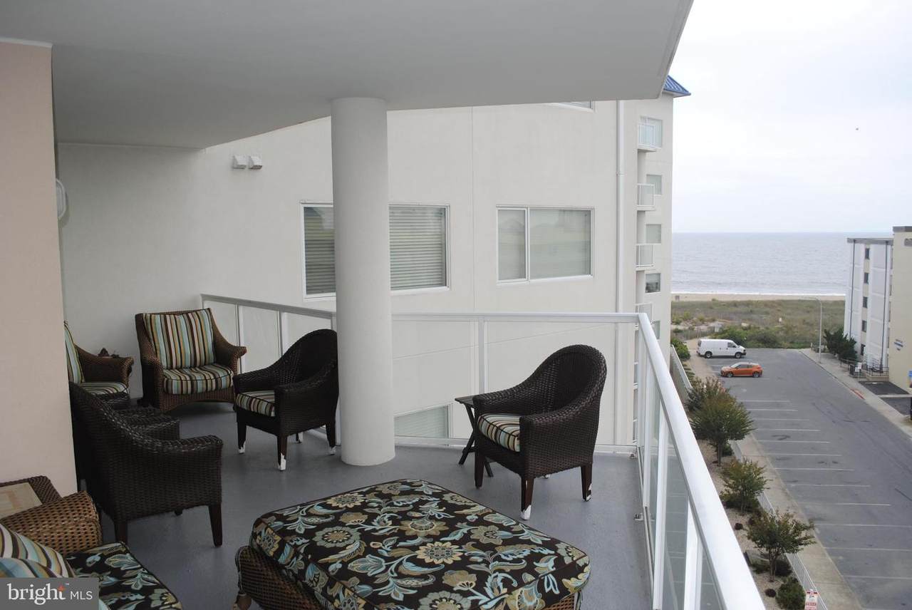 8 60TH Street - Photo 1