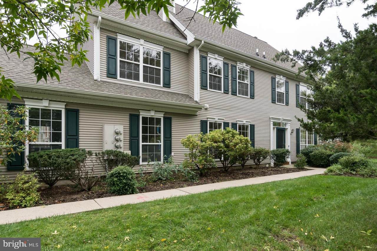17 Howe Court - Photo 1