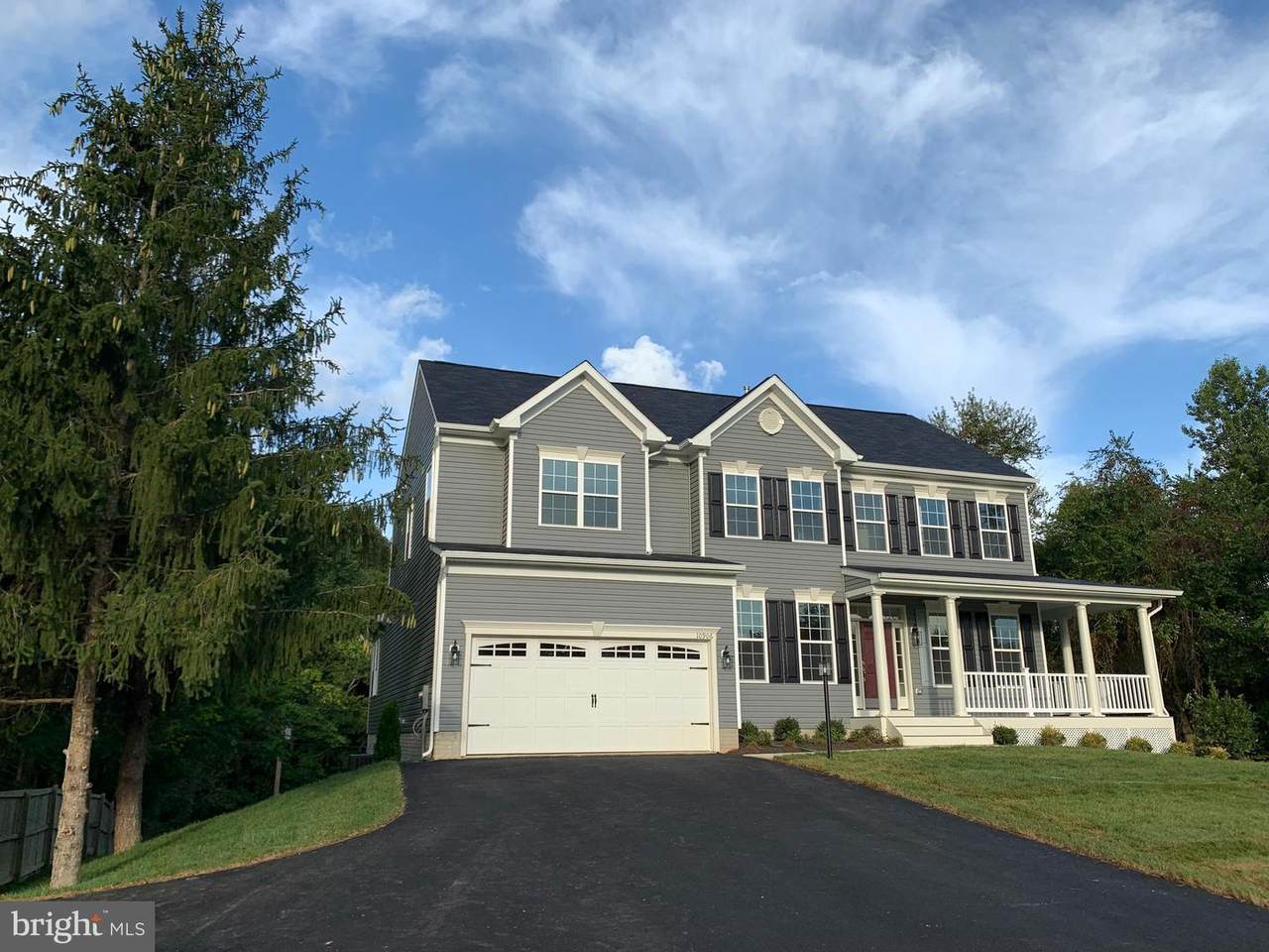 10906 Lake Jackson Drive - Photo 1