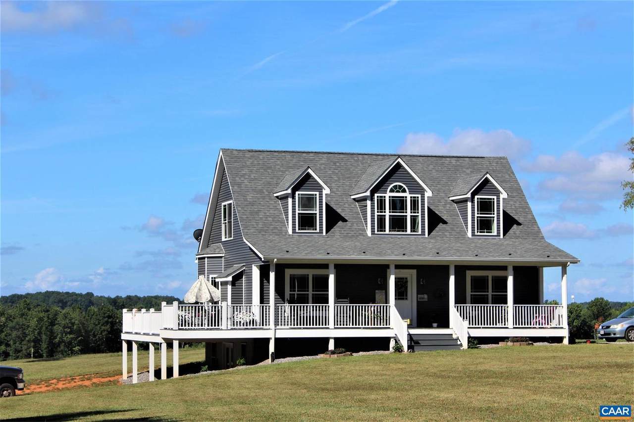 887 Price Ln - Photo 1