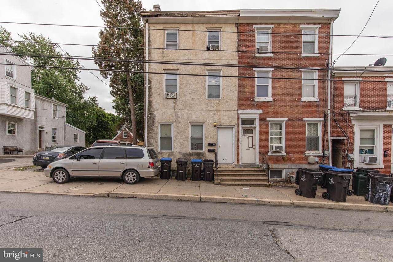 424 Marshall Street - Photo 1