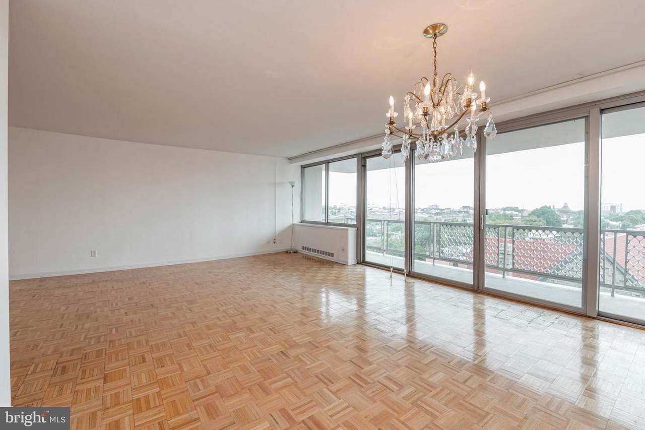 2401 Pennsylvania Avenue - Photo 1
