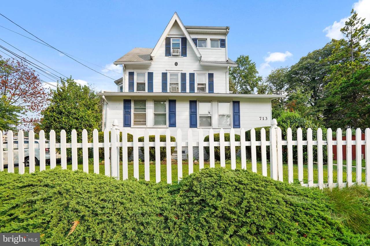 713 Beechwood Avenue - Photo 1