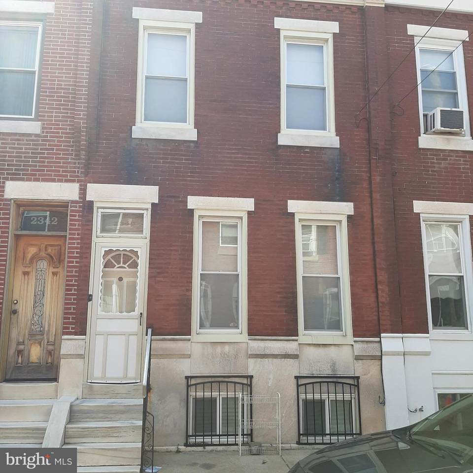 2340 Carlisle Street - Photo 1