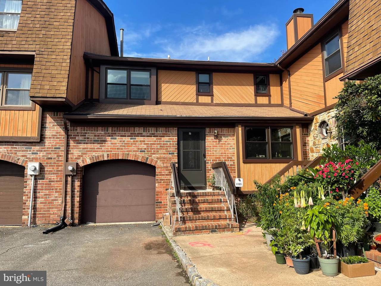 1105 Merrywood Drive - Photo 1