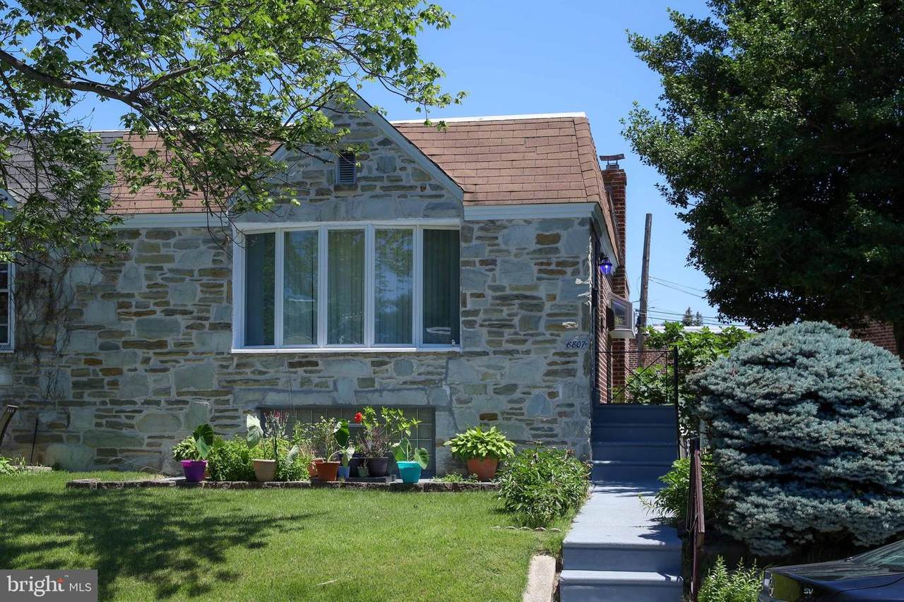 8807 Fairfield Street - Photo 1