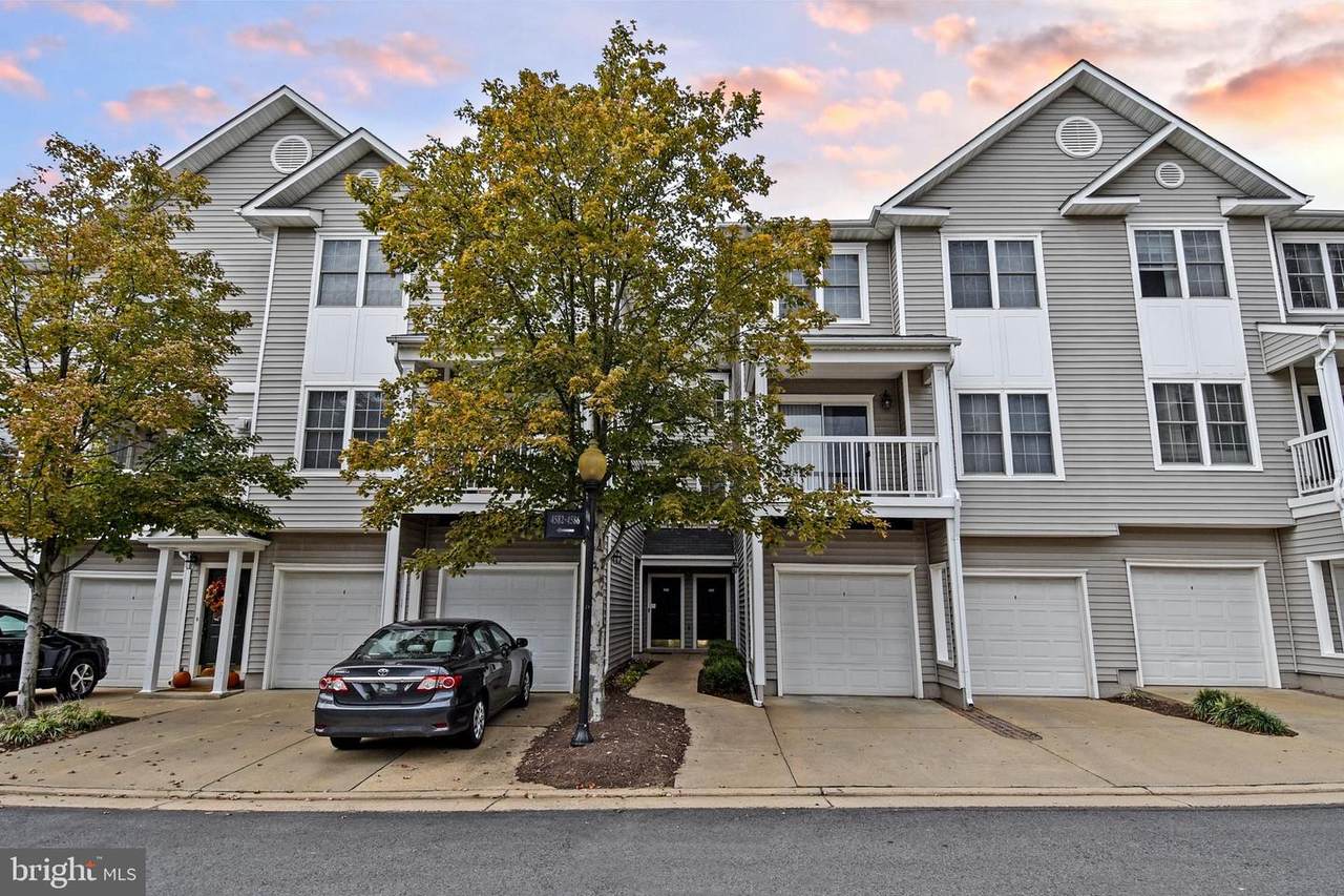 4576 Superior Square - Photo 1