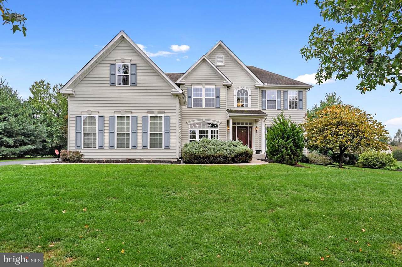 908 Rathlin Lane - Photo 1