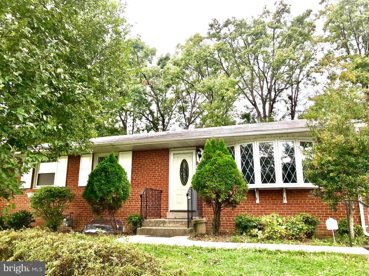 6911 Ruskin Street - Photo 1