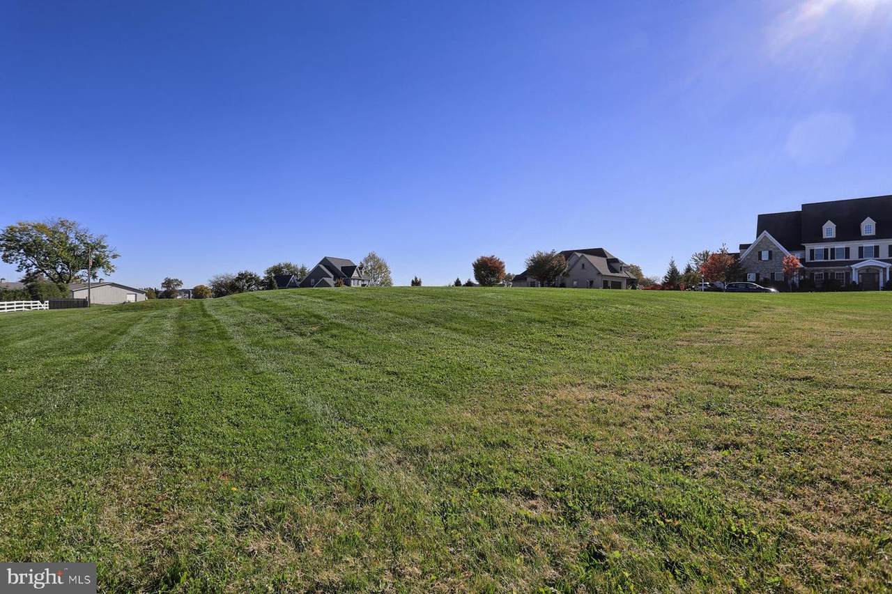 504 Cheltenham Court - Photo 1