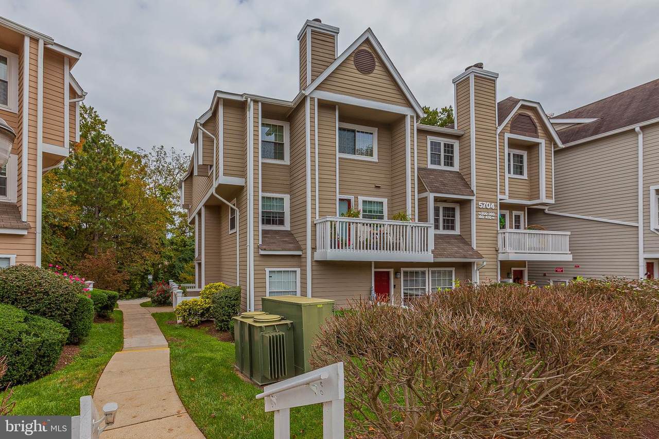 5704 Chapman Mill Drive - Photo 1