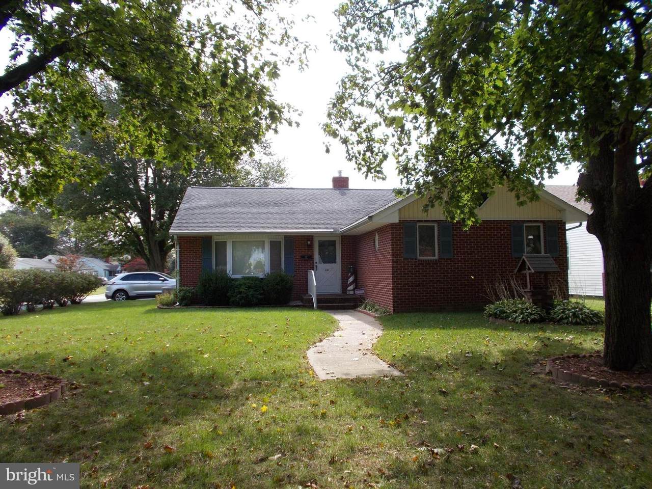 636 Maple Parkway - Photo 1