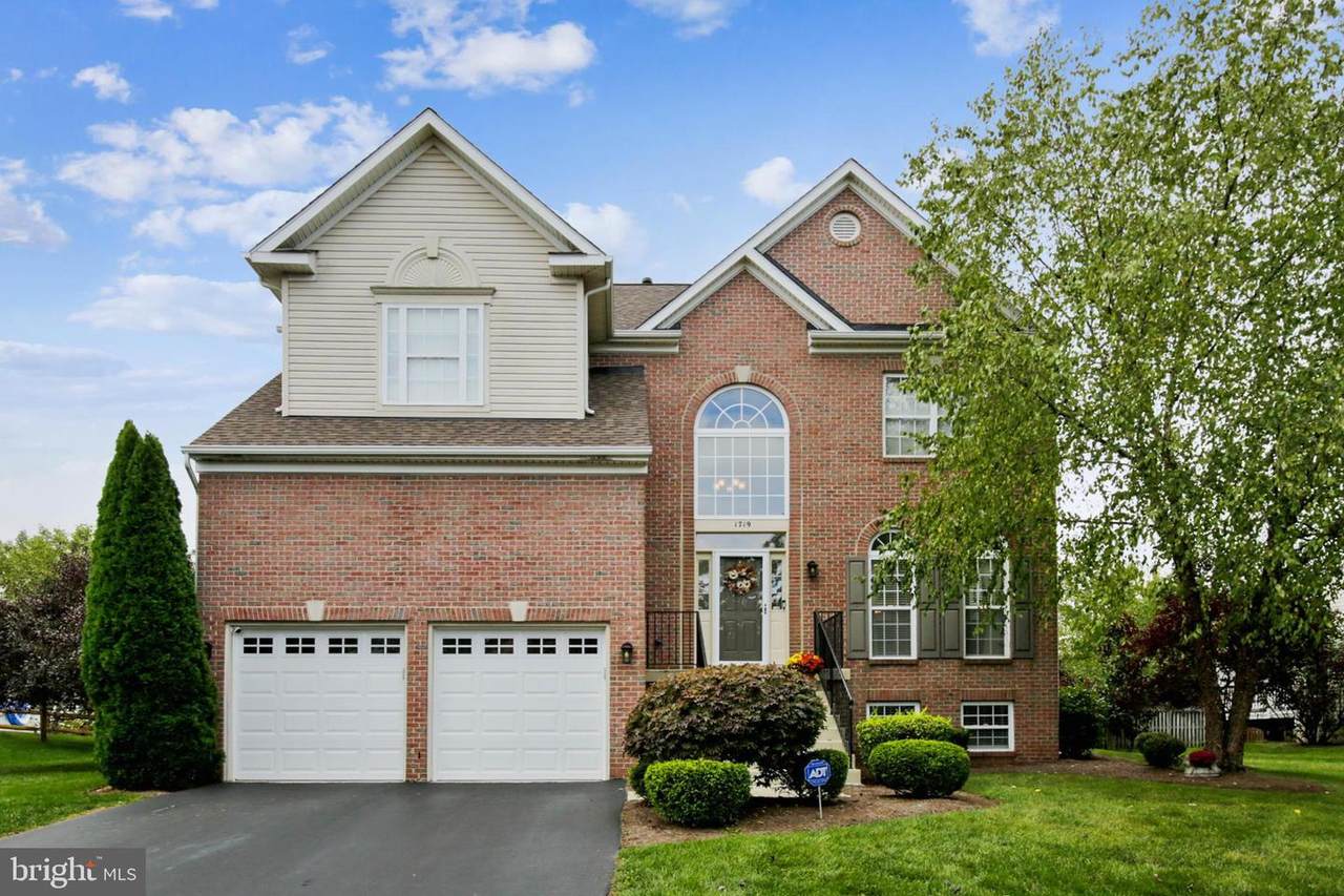 1719 Graywood Way - Photo 1
