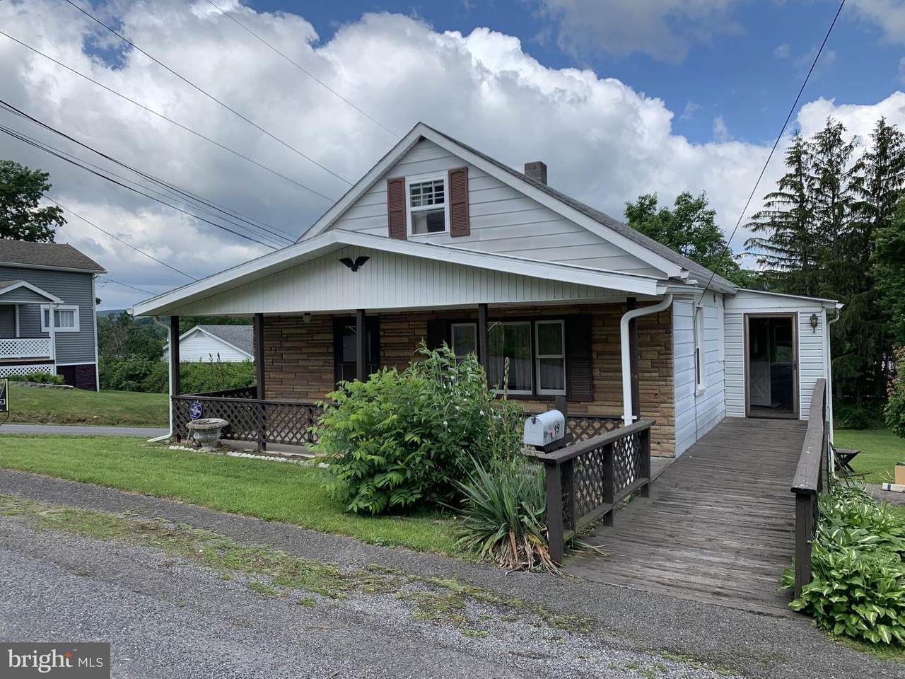 89 Armstrong Street - Photo 1