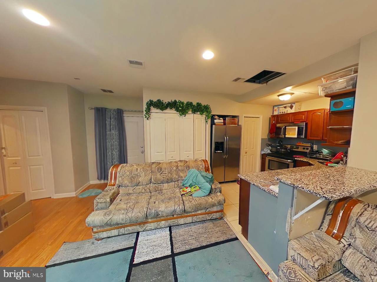 6174-82 Ridge Avenue - Photo 1