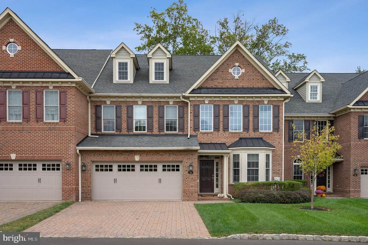 14 Franklin Circle - Photo 1
