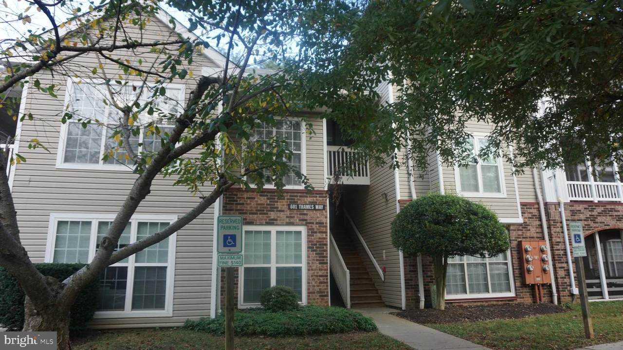 601 Thames Way - Photo 1